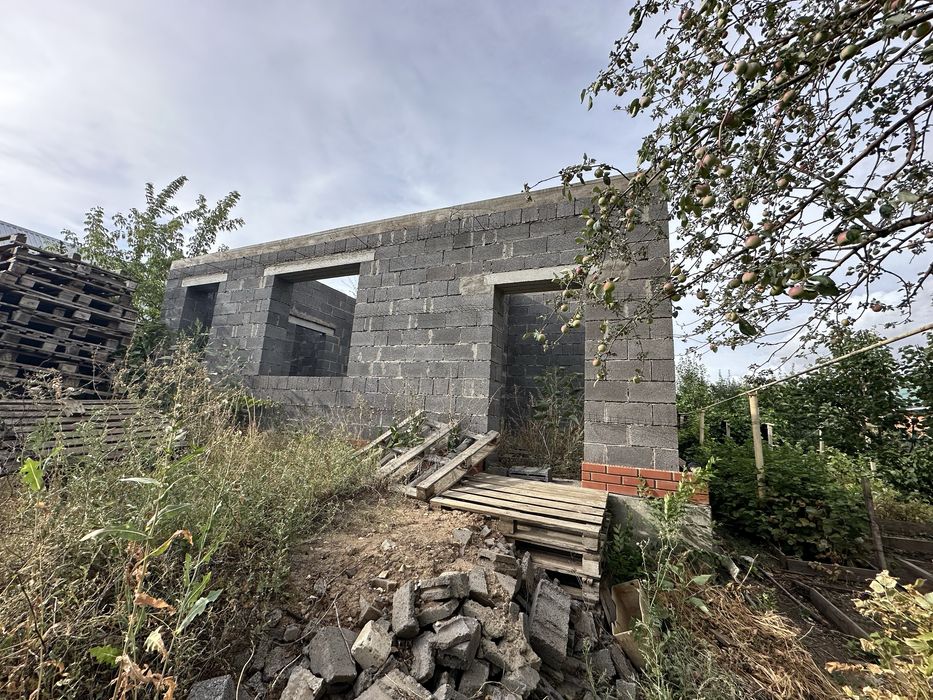 Срочно продам недостроенный дом