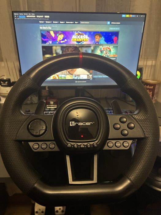 Продавам волан tracer 3in1