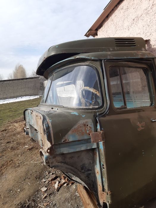 Zil kabina 30 sotiladi