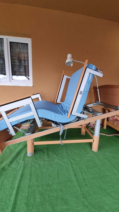 Pat electric . Pat ingrijire batrani . Pat spital