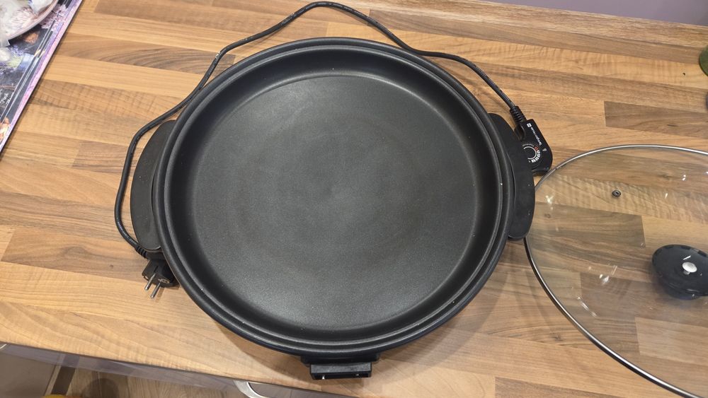 Продавам електрически тиган Tarrington Housee