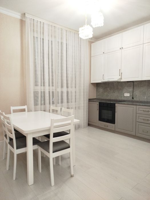 Сдаю 2 ком квартиру