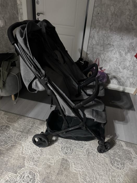 Коляска для двоих