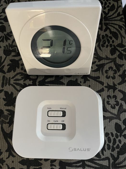 Termostata wireless Salus 320 RF