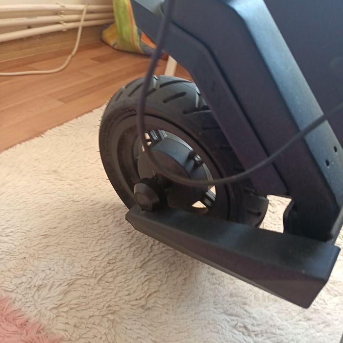 Vând trotineta electrica  NAVEE S40
