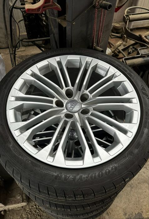 Vand jante audi r18 8.5j et 29