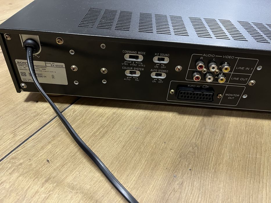 Sony EV-S550E • caseta Hi8 / Video8 Master Deck