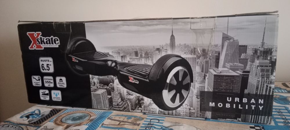 Vând hoverboard 350 W