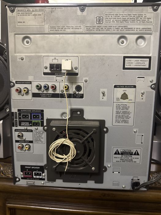 Продаю Sony HCD-GN100D   dvd, аудиокассета, радио