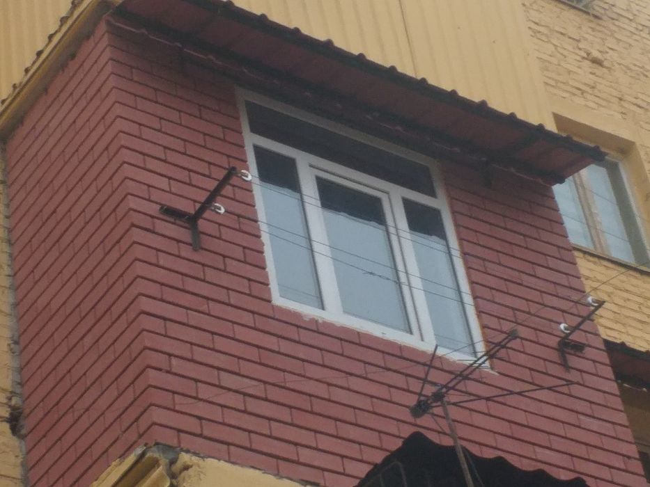 Установка бесшумных  козырков, алиминывые роликов