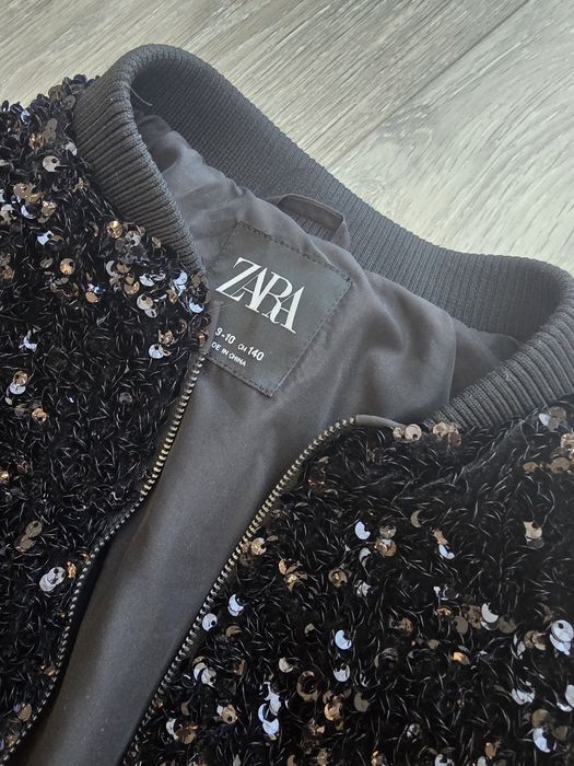 Черно яке на пайети Zara