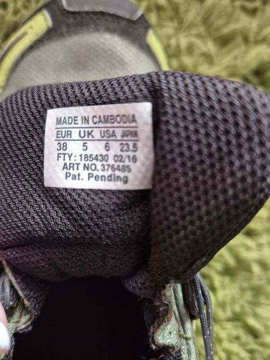 Спортни обувки Salomon