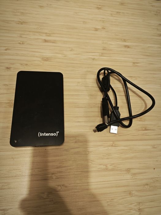 Intenso (Toshiba) 500GB HDD външен хард диск 100% Health Чисто нов