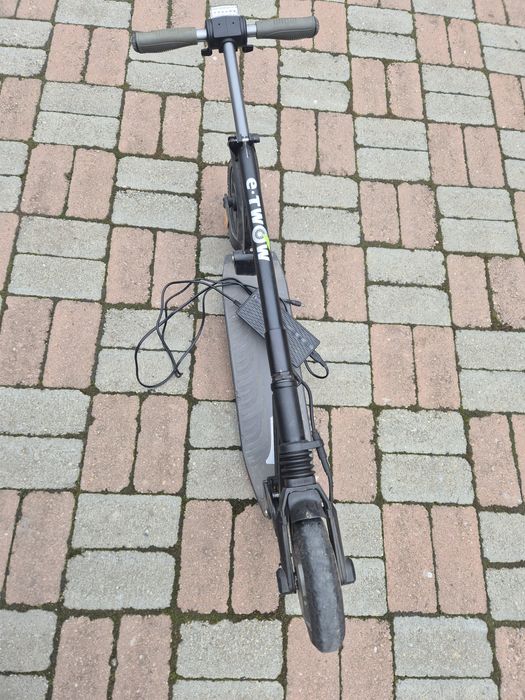 Trotineta e TWOW booster