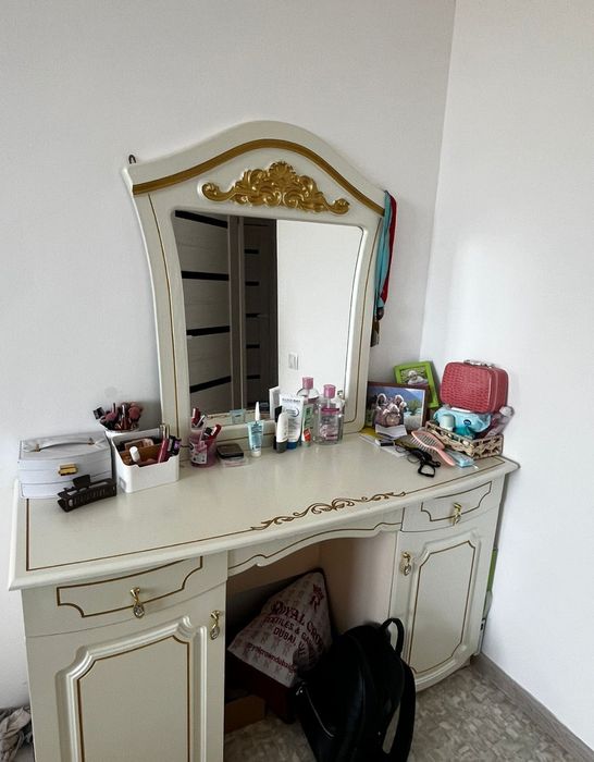 Мебель качестывеный