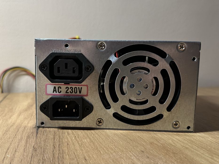 Premier, sursa de alimentare, 400W