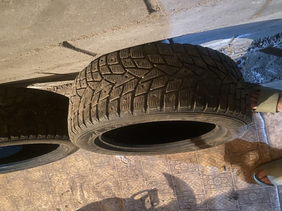 Автошины в косши 2 штуки