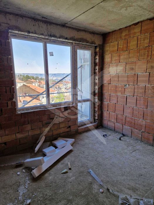 Тристаен апартамент в кв. Аспарухово - 1075 - 31461