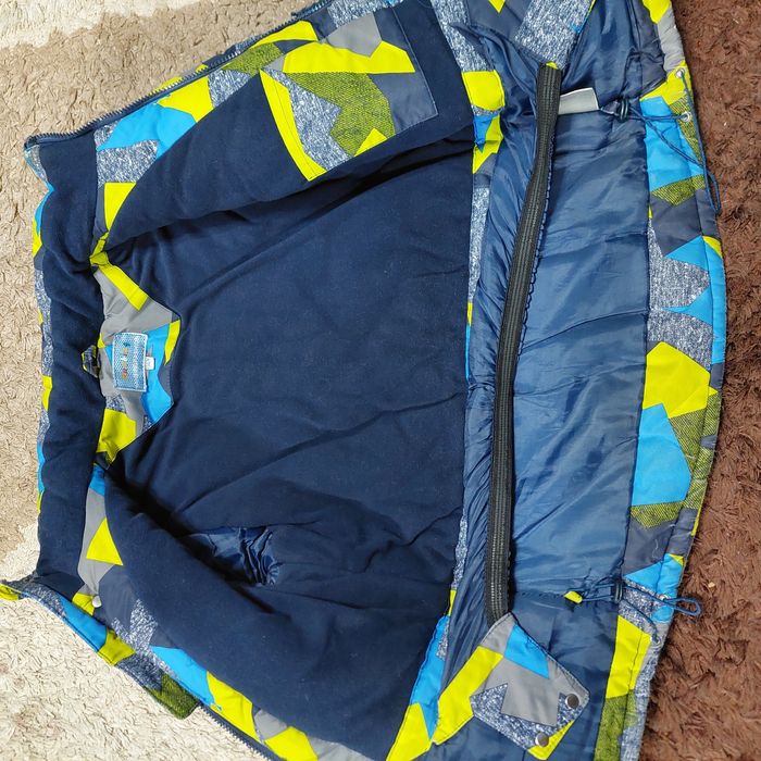 Продам зимнюю куртку