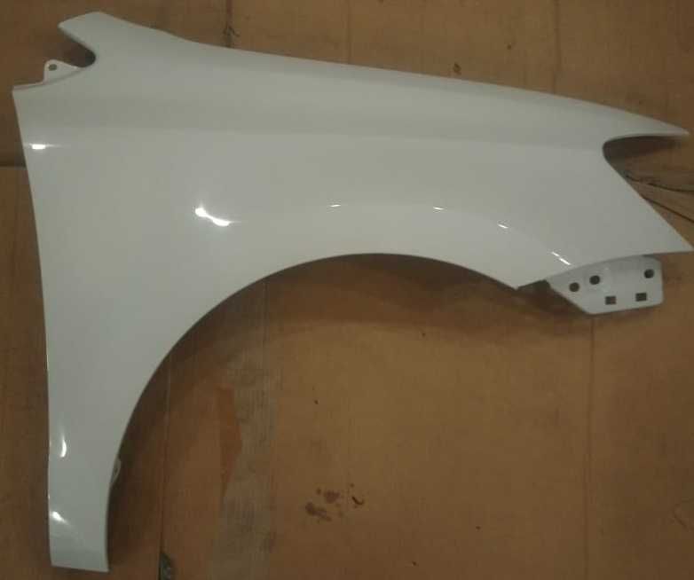 Aripa fata fara locas semnal dreapta VW Polo 6R 09 – 14 vopsita alba LB9A