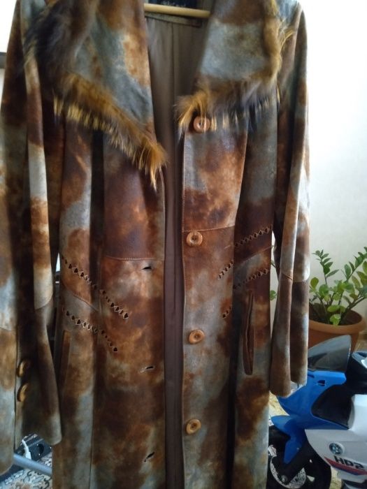 Продам женский плащ