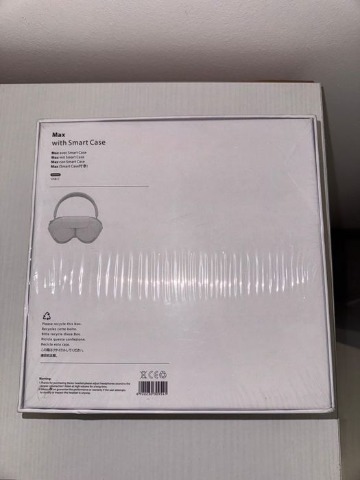 Apple airpods pro headset