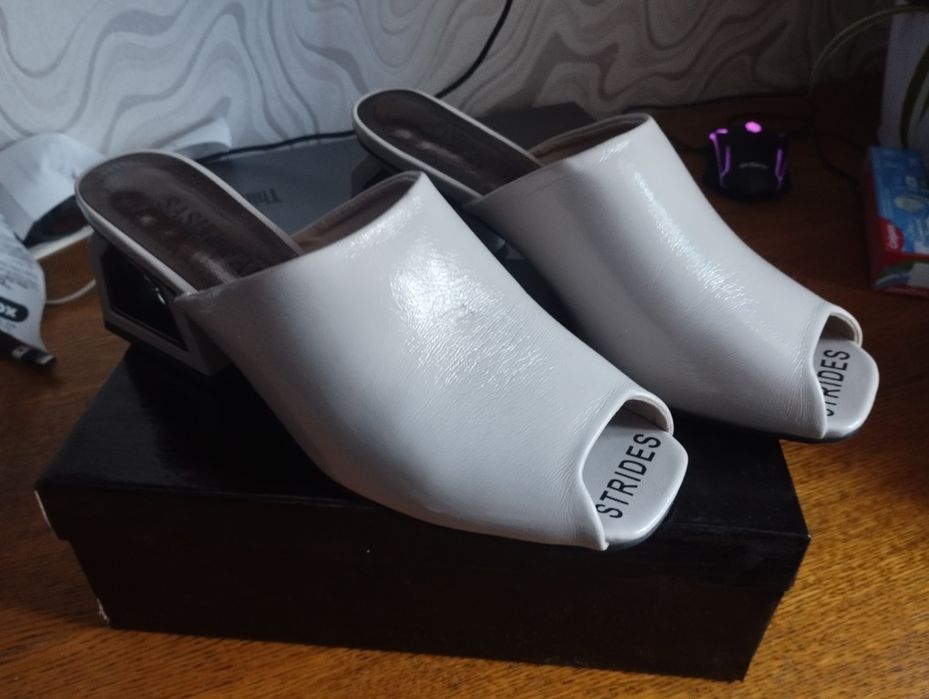 Босоножки Sasha Gabiani