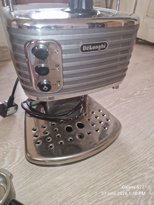 Aparat cafea Delonghi
