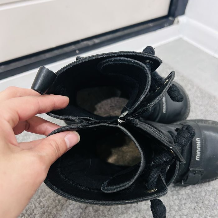 Продам веченние сапоги для девочки