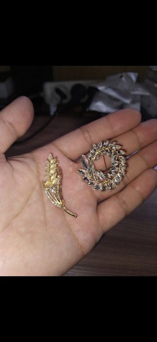 Броши украшения очки