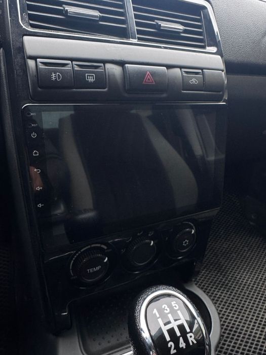 В продаже приора 2