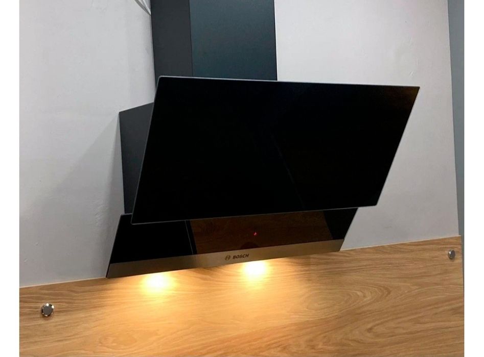 Вытяжка bosch  новая