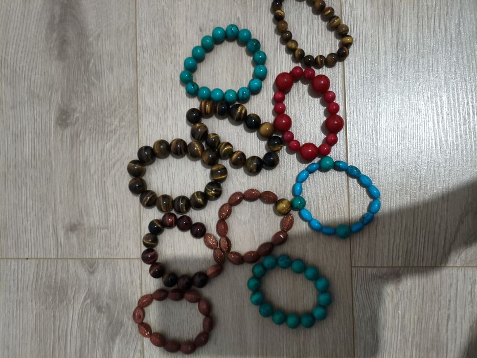 Продам браслеты натуральные камни