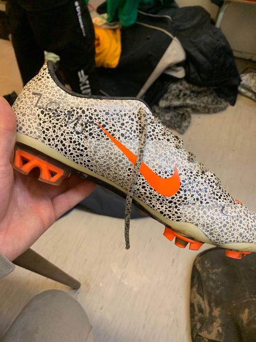 crampoane fotbal safari cristiano ronaldo limted edition