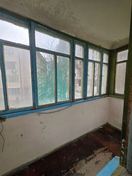 Продам 2 ком квартиру на 2 этаже Партсъезд