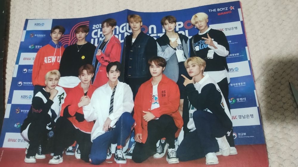 Kpop/Кейпоп/ БТС/BTS плакати