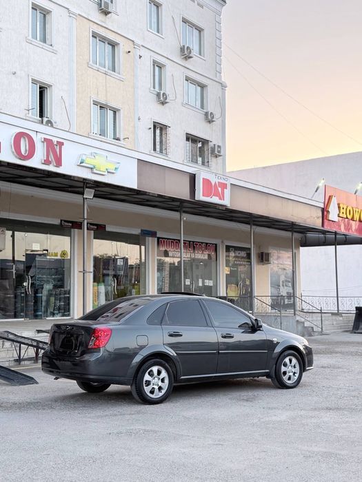 Срочна янги жентра 3позиця автомат Жк2 2022га 2023 сотилади