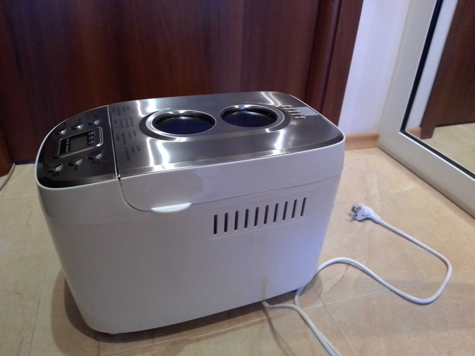 Хлебопекарна FINLUX Модел FBM - 1683W