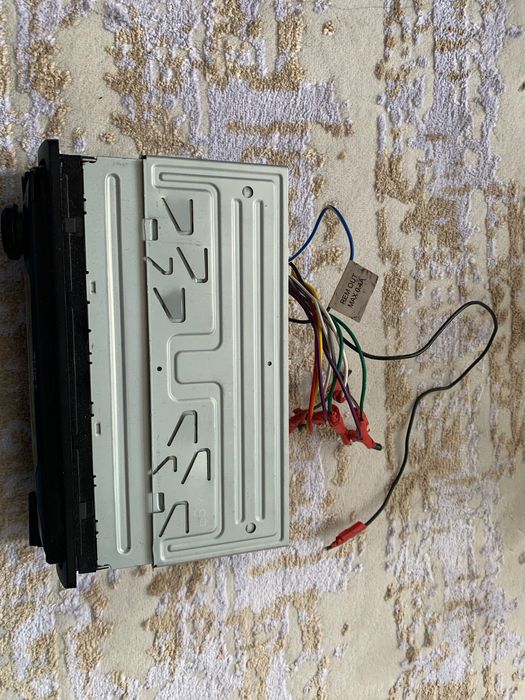 Продам магнитолу