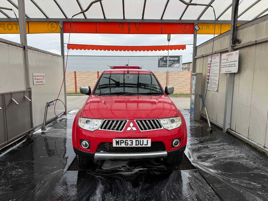 Mitsubishi TROJAN L200  2.5 diesel 2013