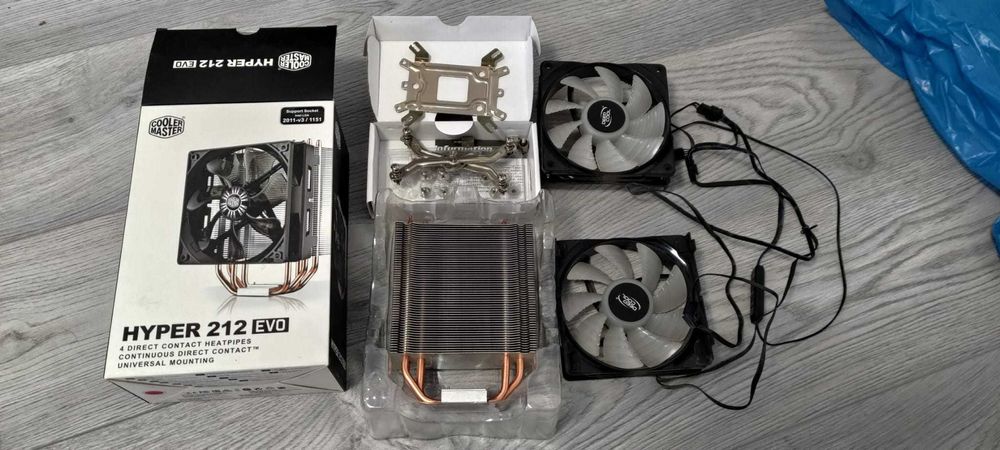 CPU Cooler COOLER MASTER Hyper 212 Evo + 2x Deepcool Rf120X3 120MM
