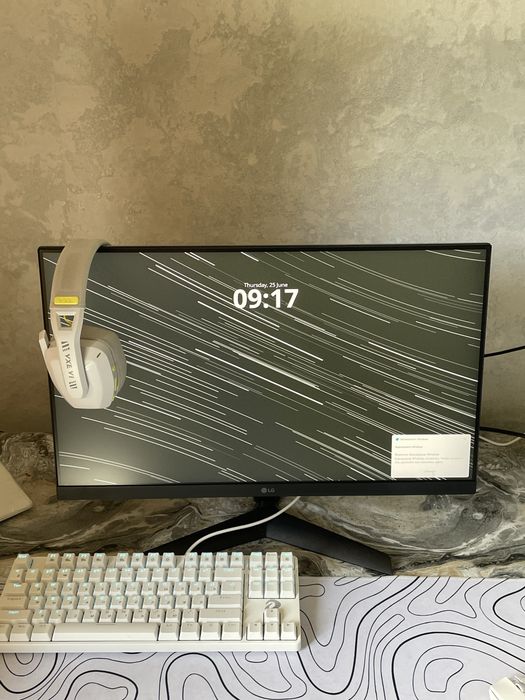 Монитор LG 144гц состояние нового
