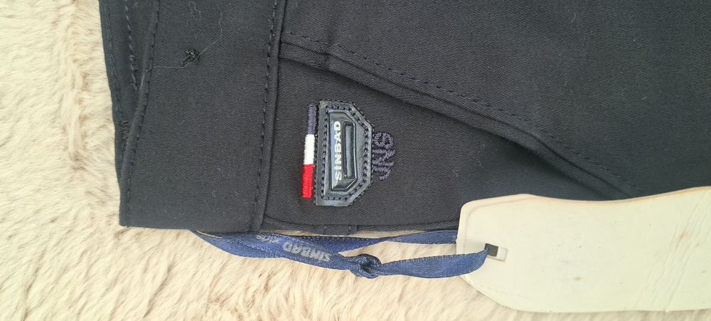 Vand pantaloni baieti