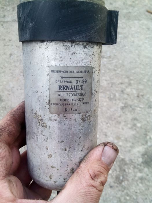 Продавам авточасти за Рено Меган динамо,стопове за Рено Меган,динамо,к