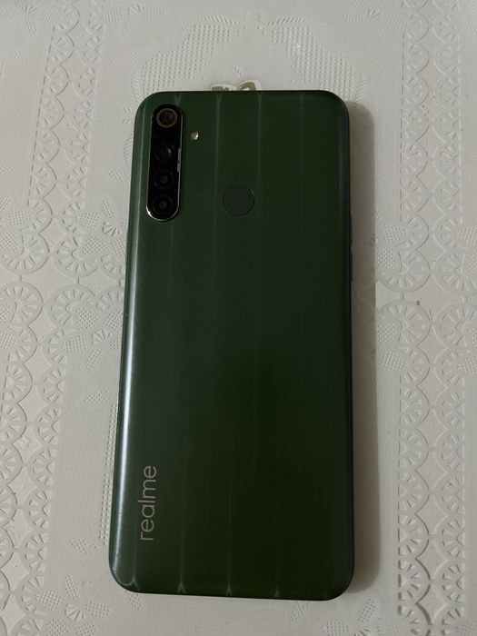 Телефон Realme 6i