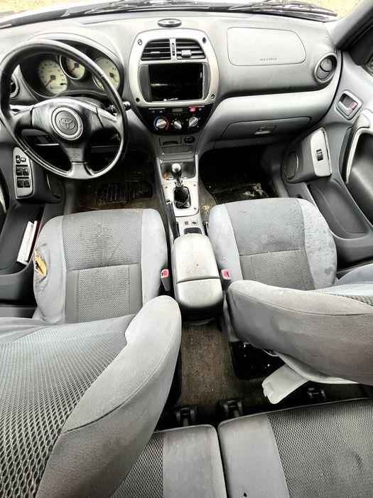 Toyota Rav4 na chasti 2.0 d4d 116ks Тойота Рав4 2.0 дизел на части