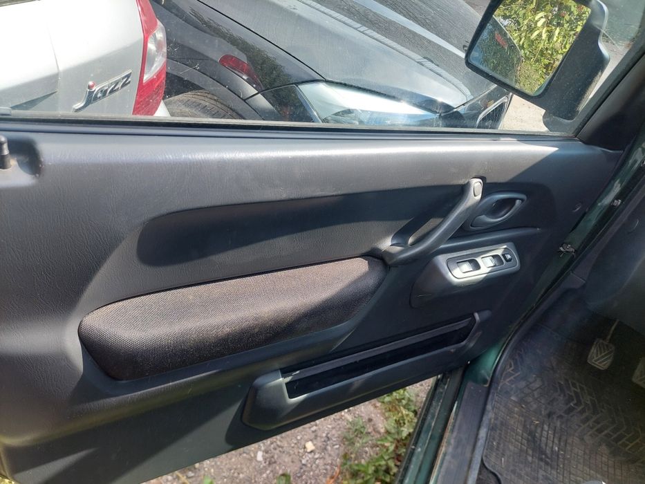 Suzuki Jimny 1.3 на части