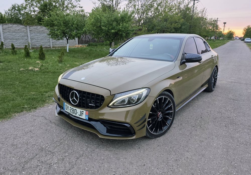 MERCEDES-BENZ A-Class 2016