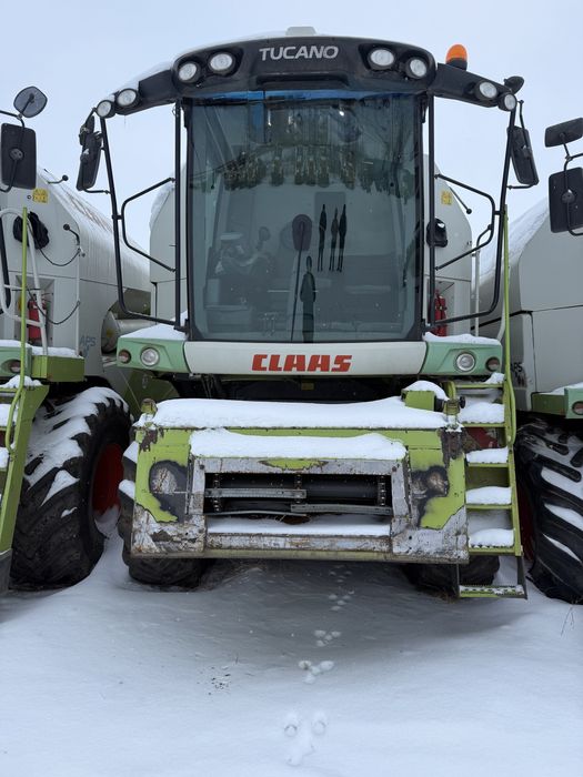 Продам комбайн Класс Claas tucano 450
