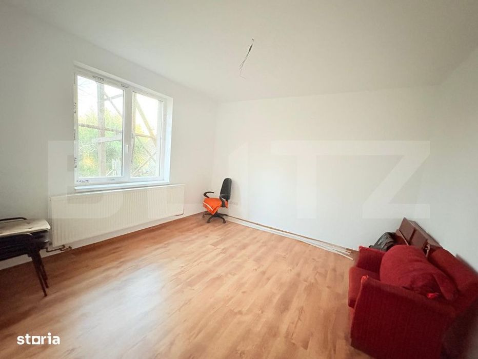 Casa de vanzare, 534 mp, teren 16.351 mp, zona Sud-Est